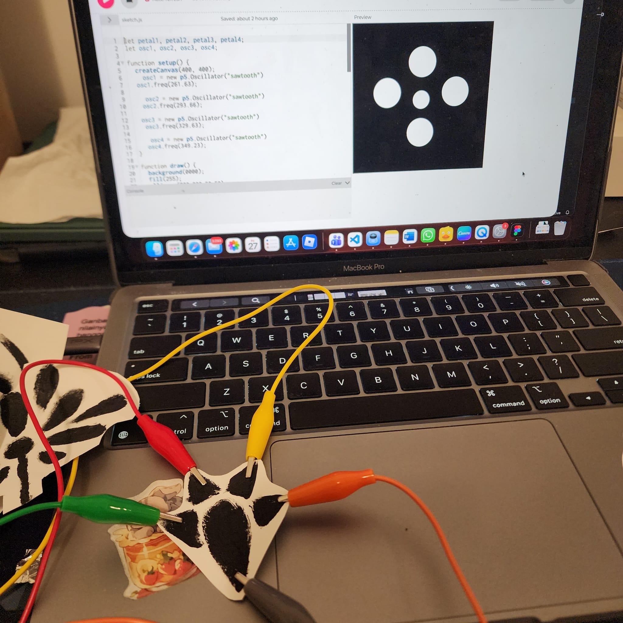 Lightbulb conductive design